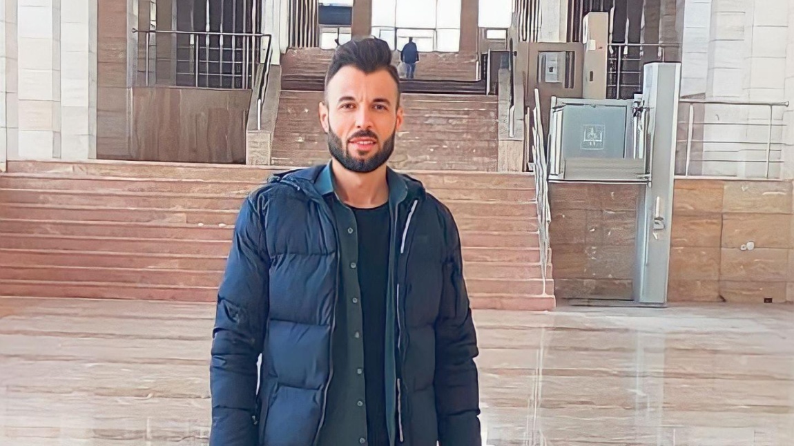 Şener AKDEMİR - Tarih Öğretmeni